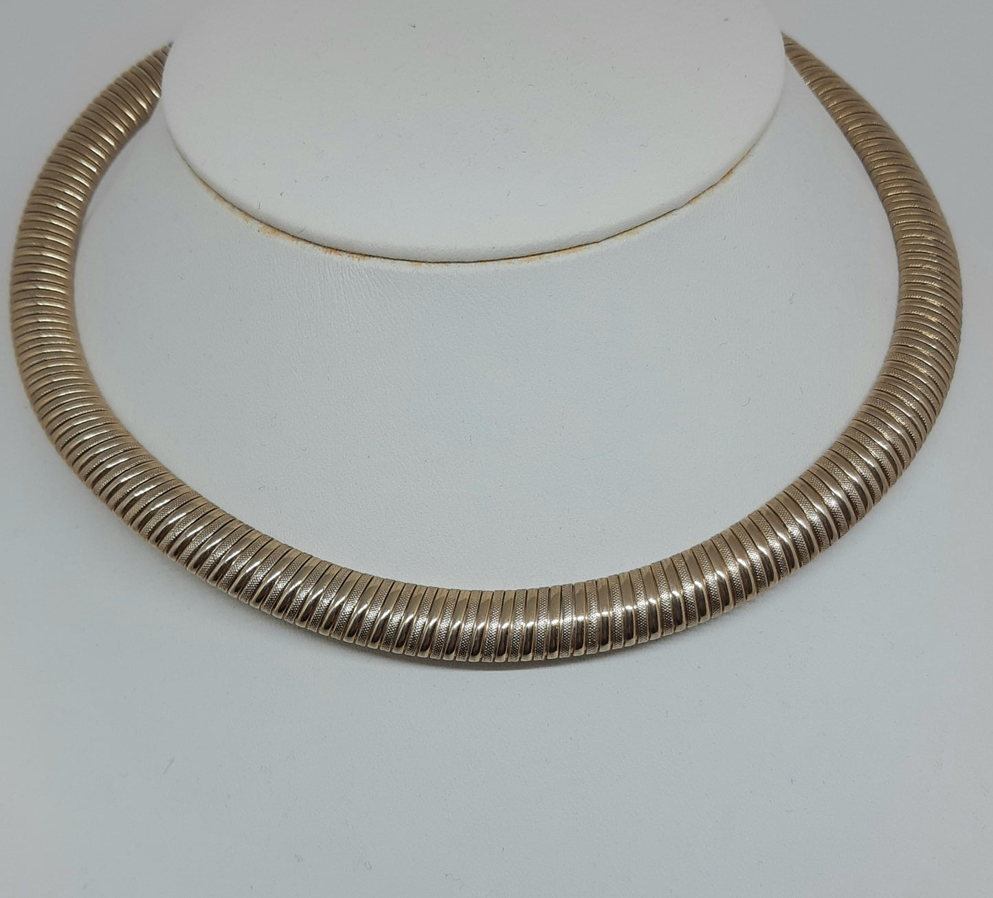 Collier Torque 24-1084